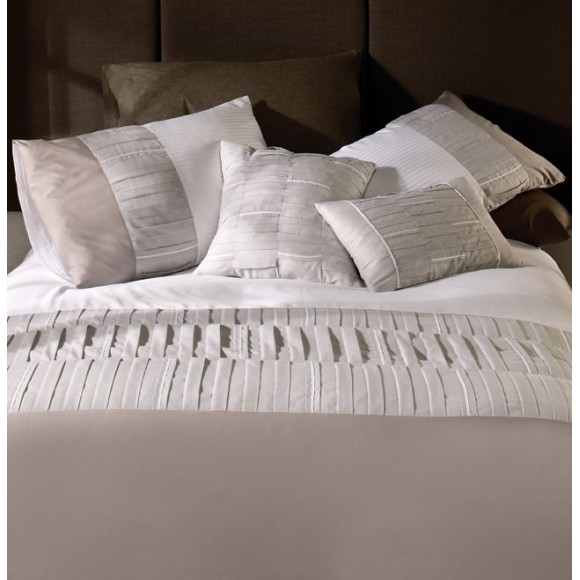 Aussino Loft Quilt Cover Set - Pakos