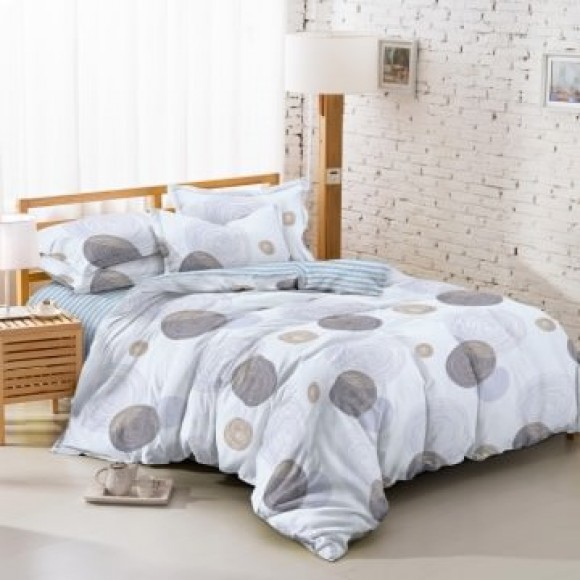 Tomomi Bed Cover Set - Uzumaku